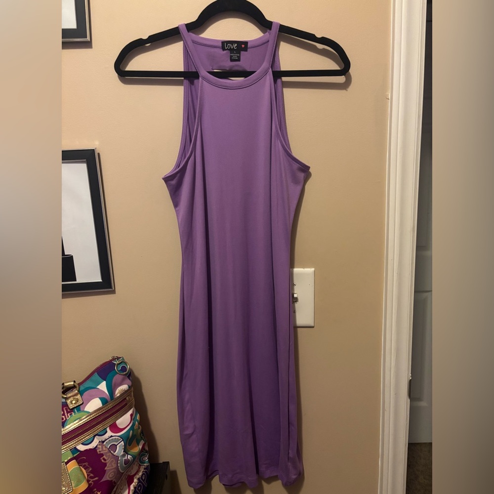 Chic Lavender Sleeveless Midi Dress